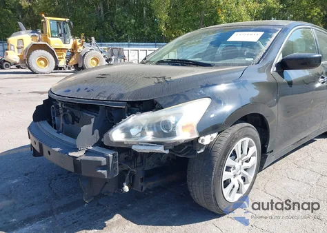 2013 Nissan Altima 2.5 S from USA, damaged, VIN 1N4AL3AP1DC177174